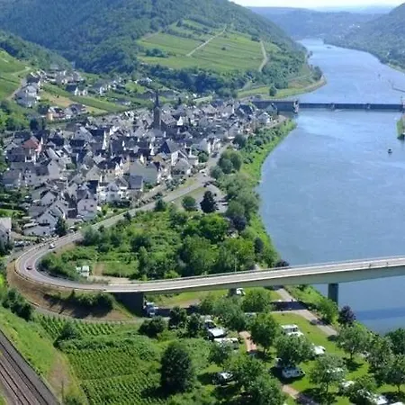 Knecht *