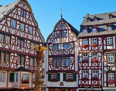 Erich Bremm Mit Moselblick 度假居 Neef