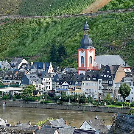 Erich Bremm Mit Moselblick *